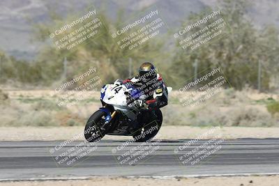 media/Jan-15-2026-Racers Edge (Thu) [[dfebeb70ab]]/3-B Group/Session 4 (Turn 6 Inside)/